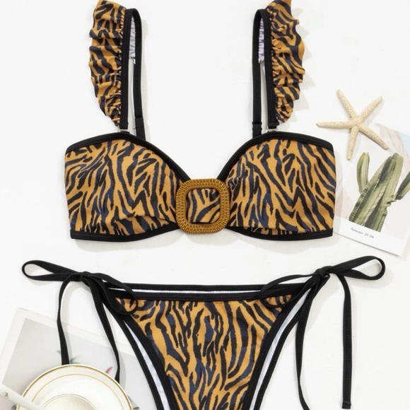 Cheetah print bikini - Picture 4 of 4